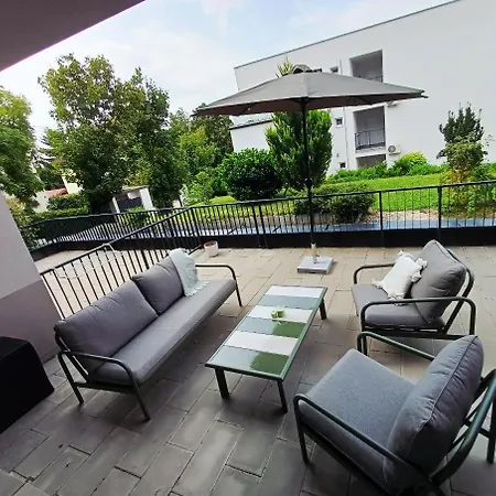 Enyém&tiéd *